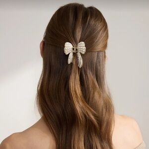 Veloura Pearl Butterfly Hair Claw Clip | Elegant Gold Hair Accessory